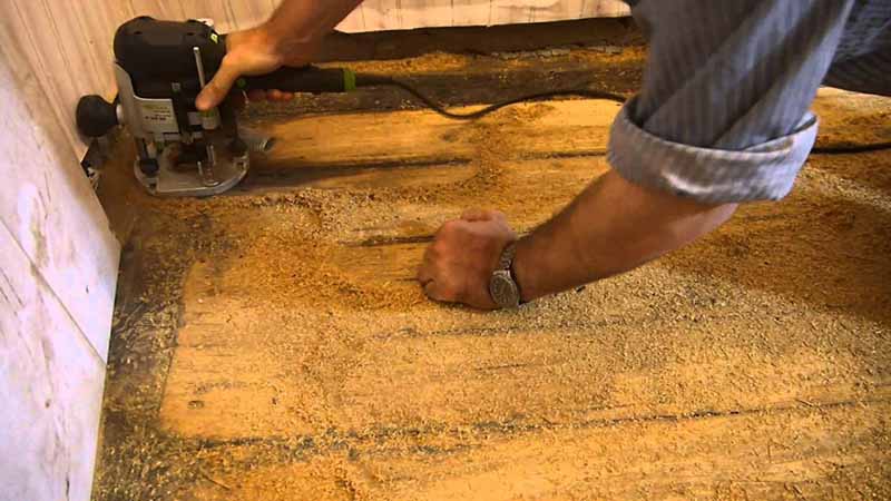 Як покласти плитку на деревяну підлогу: нюанси та етапи роботи у ванній