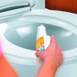 Як очистити унітаз від вапняного і сечового каменю