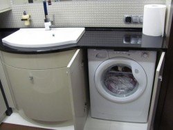 Види раковин з тумбою під пральну машину, особливості їх встановлення Види раковин з тумбою під пральну машину, особливості їх встановлення