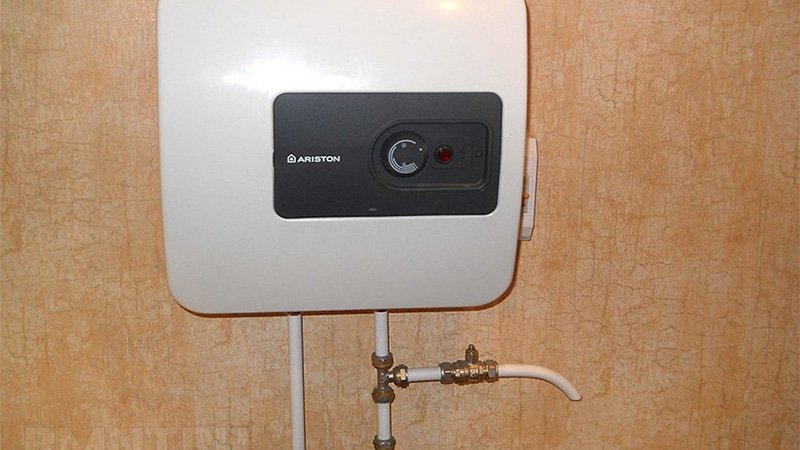 Як позбавитися від конденсату на бачку унітаза