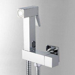 Вибираємо і встановлюємо змішувач з гігієнічним душем (лійкою) для унітазу Вибираємо і встановлюємо змішувач з гігієнічним душем (лійкою) для унітазу