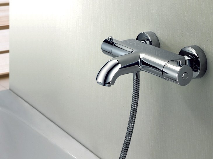 Як правильно вибрати змішувач для ванни з душем, та їх види