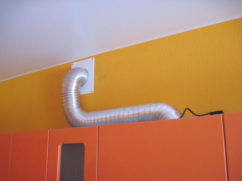 Вибір повітроводу для кухонної витяжки Вибір повітроводу для кухонної витяжки