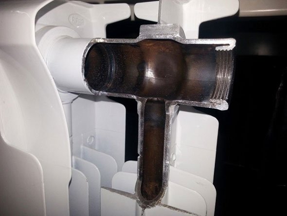 Біметалічні радіатори: вибір виробів, популярні виробники, особливості радіаторів, відгуки Біметалічні радіатори: вибір виробів, популярні виробники, особливості радіаторів, відгуки