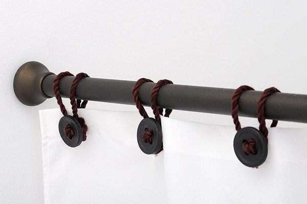 Карниз для ванної: різновиди конструкцій і способи їх установки Карниз для ванної: різновиди конструкцій і способи їх установки