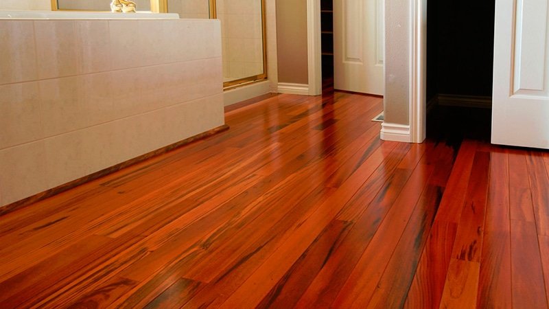 Альтернатива плитці у ванній кімнаті: чим замінити плитку