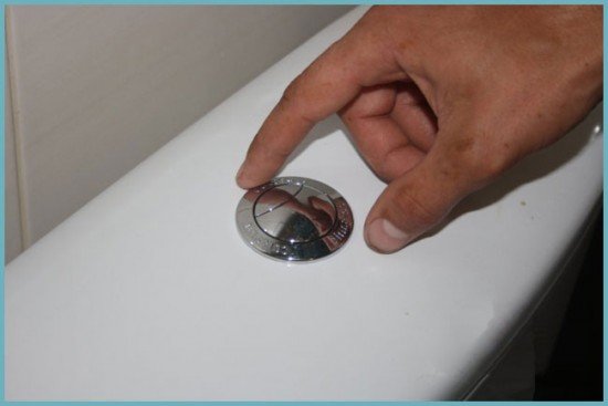 Ремонт унітазу: усуваємо текти зливного бачка