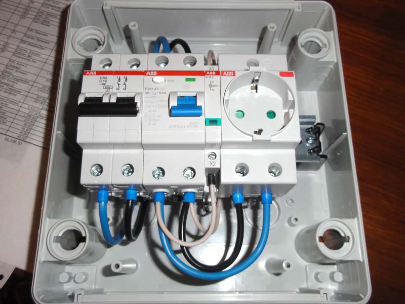 Вибираємо розетки у ванній, правила установки