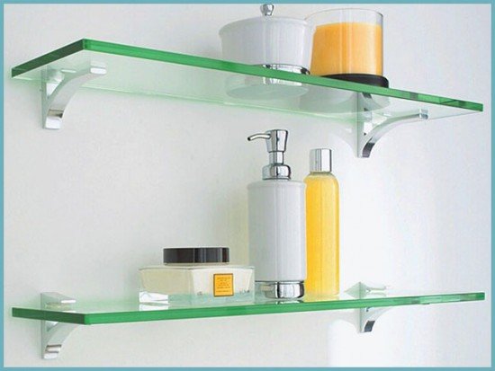 Оцінюємо різноманіття полиць для ванної кімнати: види та матеріали виробів