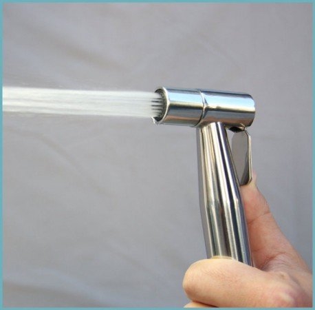 Вибираємо змішувач для раковини з гігієнічної лійкою (душем)