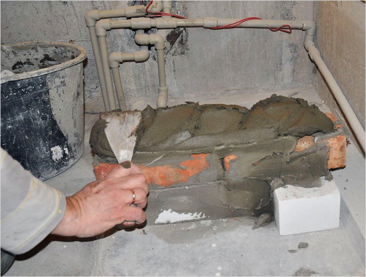 Як робиться установка ванни на цеглу, всі способоы