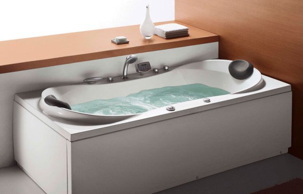 Джакузі, гідромасажні ванни як вибираються, і існуючі види