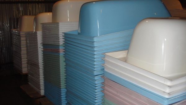 Що краще акриловий вкладиш або наливна ванна (фото і відео)