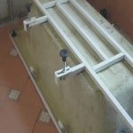 Кріплення ванни до стіни і підлоги: як правильно закріпити Кріплення ванни до стіни і підлоги: як правильно закріпити