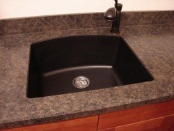 Підбираємо мийку для кухні маленького розміру Підбираємо мийку для кухні маленького розміру