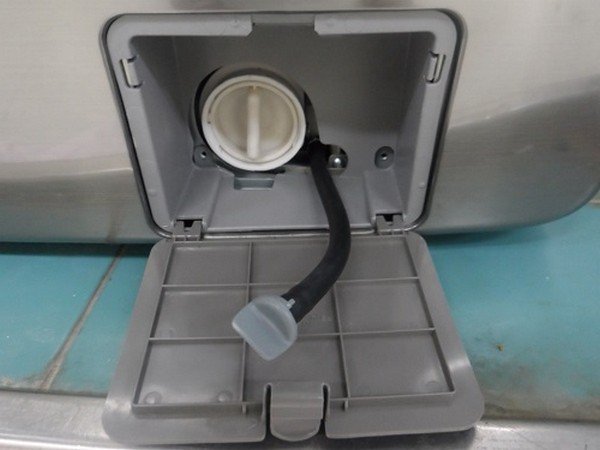 Як почистити пральну машину: способи чищення і профілактика забруднень Як почистити пральну машину: способи чищення і профілактика забруднень