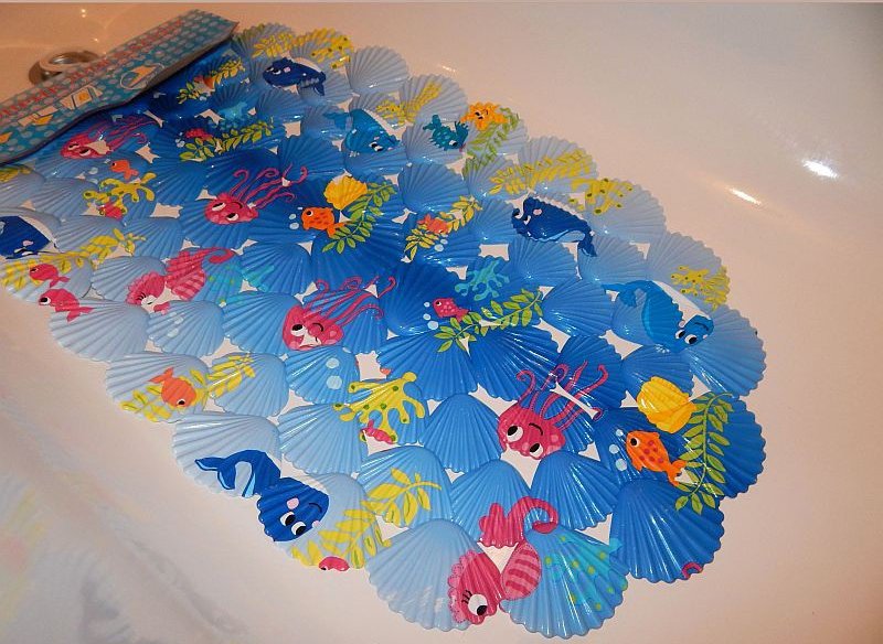 Які бувають іграшки для ванної: особливості вибору безпеки