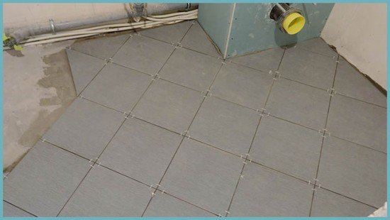 Модні варіанти укладання плитки у ванній кімнаті з фото дизайну та схемами