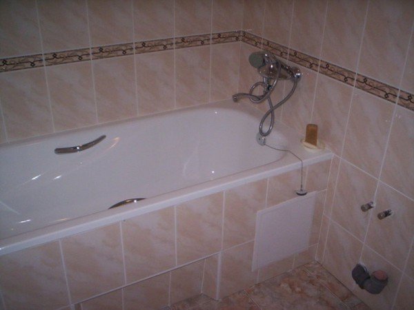 Екрани під ванну — види, конструкція і розміри (фото, відео)