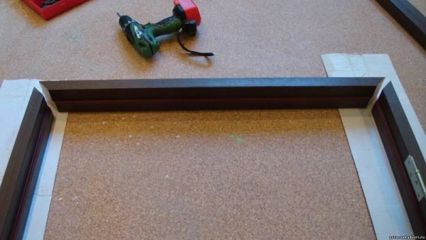 Ремонт дверей у ванній кімнаті і туалеті — покрокове відео та фото