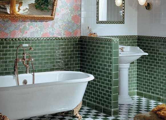 Як клеїти плитку у ванній своїми руками