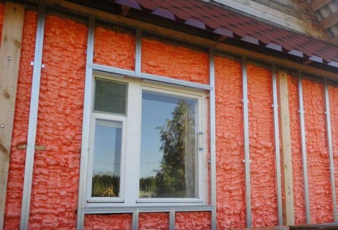 Пінополіуретановий утеплювач: особливості пінополіуретану