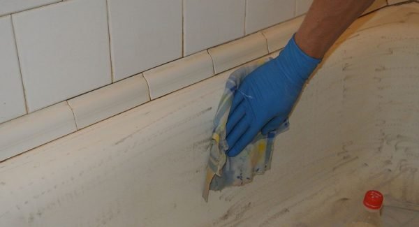 Як пофарбувати ванну своїми руками – вибір і технологія нанесення фарби