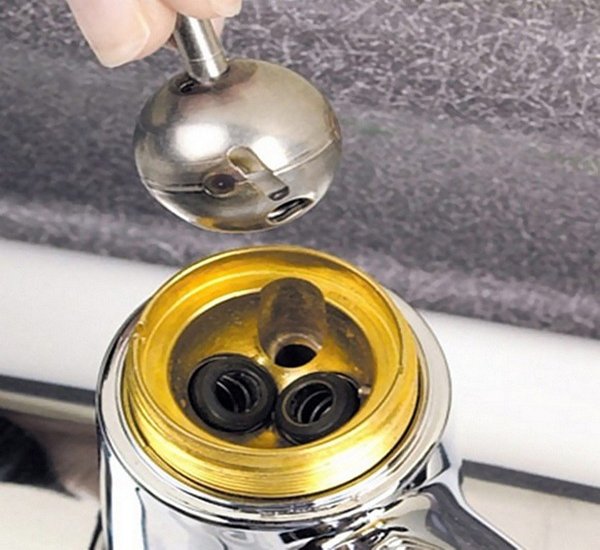 Заміна картриджа в змішувачі: легкий і простий ремонт одинважільного крана