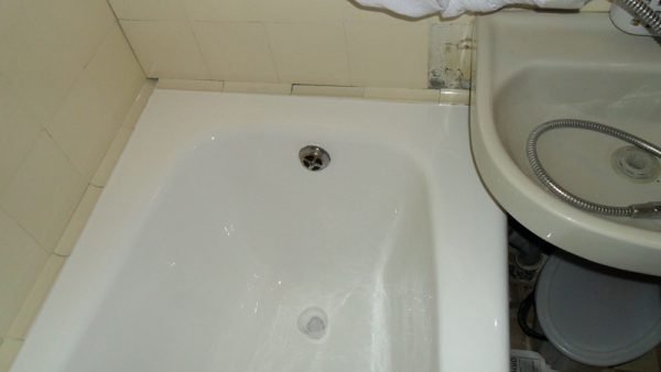 Оновлення чавунної ванни