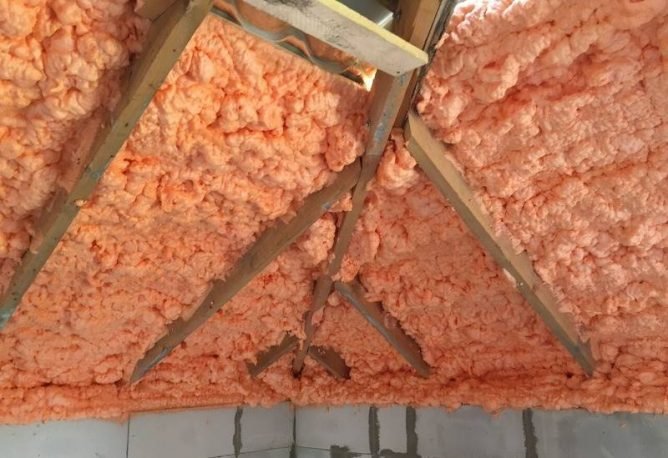 Поліуретановий утеплювач — огляд фахівців