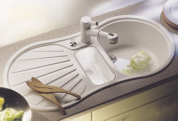 Розбираємося з мийками з штучного каменю для кухні Розбираємося з мийками з штучного каменю для кухні