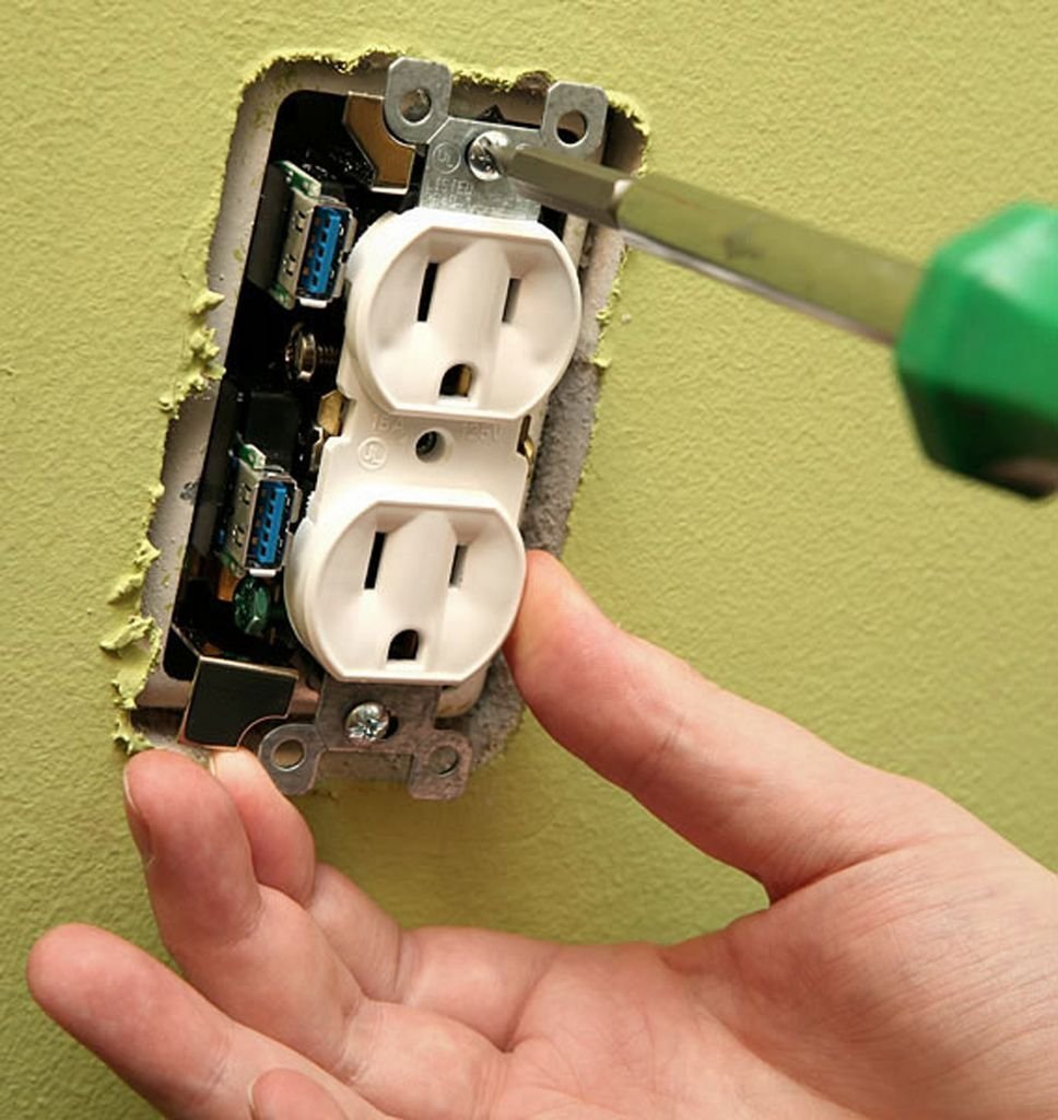 Підключення USB розетки: монтаж у стіну