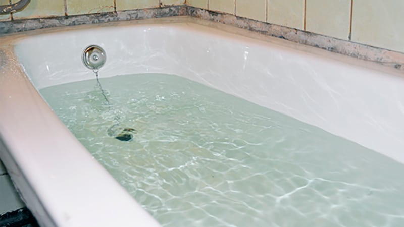 Акрилова вставка у ванну: відгуки і поради фахівців