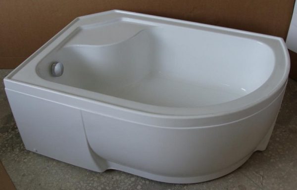 Термін служби акрилової ванни і яку вагу вона выдеживает (фото, відео)