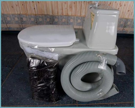 Як вибрати найкращі біотуалети для дому та дачі