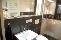 Встановлюємо розетки у ванній: зручно і безпечно