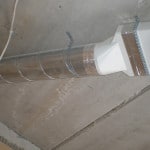 Санвузол у деревяному будинку: як зробити душову кабіну