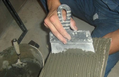 Товщина плитки для підлоги, для стін, стелі а також клею