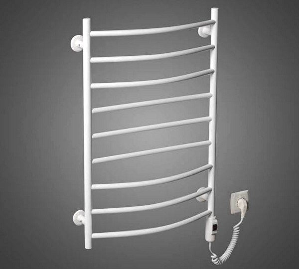 Як вибрати полотенцесушитель: чи має значення форма, розмір, матеріал виготовлення і спосіб підключення