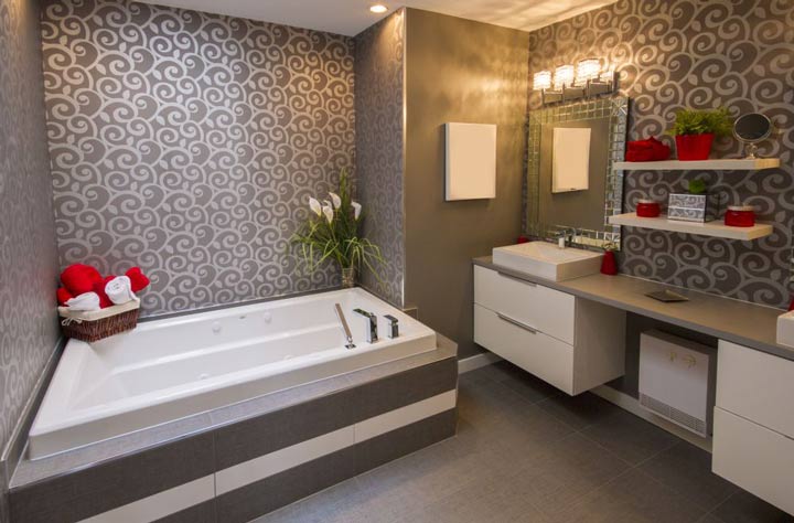 Шпалери в ванну кімнату, їх види та правила підбору