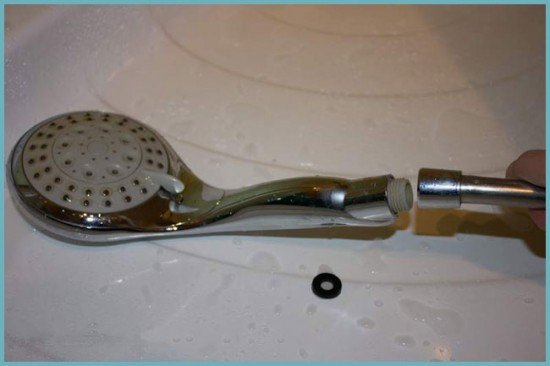 Ремонт змішувача у ванній: як полагодити своїми руками