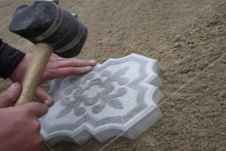 Укладання тротуарної плитки своїми руками