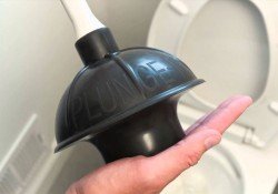 Як прочистити засмітився, забившийся унітаз в домашніх умовах Як прочистити засмітився, забившийся унітаз в домашніх умовах