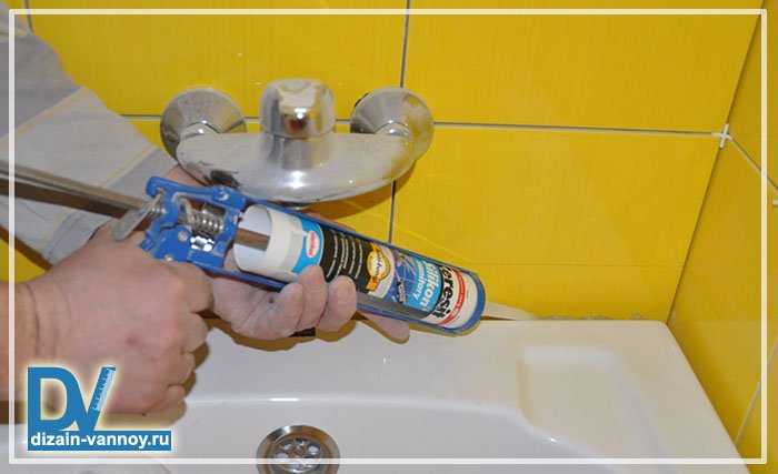 Керамічний декор для ванної види, укладання і вибір куточка Керамічний декор для ванної види, укладання і вибір куточка