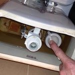 Не набирається вода в бачок унітазу: ремонт своїми руками Не набирається вода в бачок унітазу: ремонт своїми руками