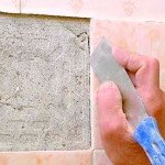 Відвалилася плитка у ванній: чим і як правильно приклеїти