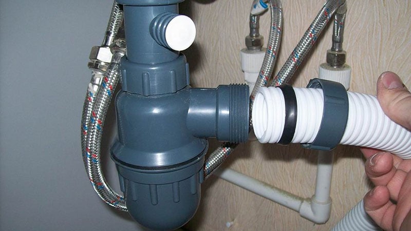 Злив для ванної: установка своїми руками