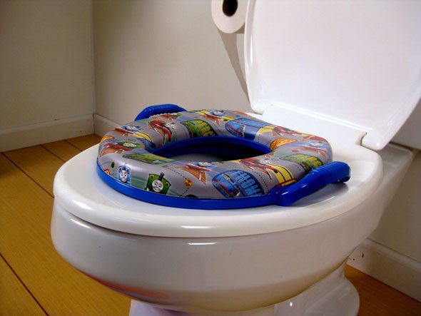 Кришки для унітазу: з мікроліфтом, дитячим сидінням, електронним управлінням. Як вибрати