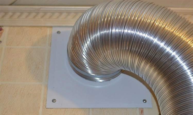 Монтаж вентиляційного каналу для витяжки Монтаж вентиляційного каналу для витяжки