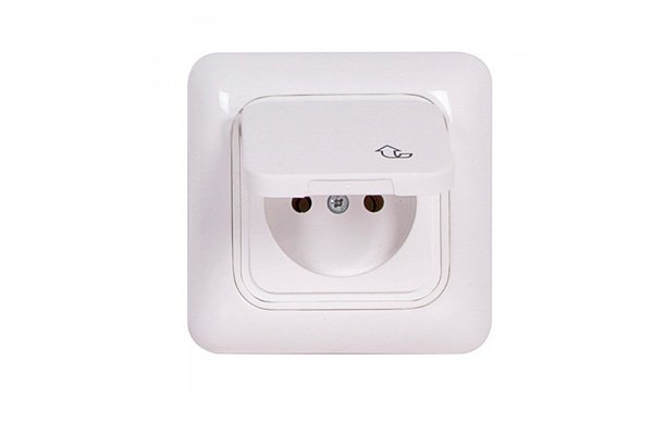 Розетка у ванній: установка і техніка безпеки